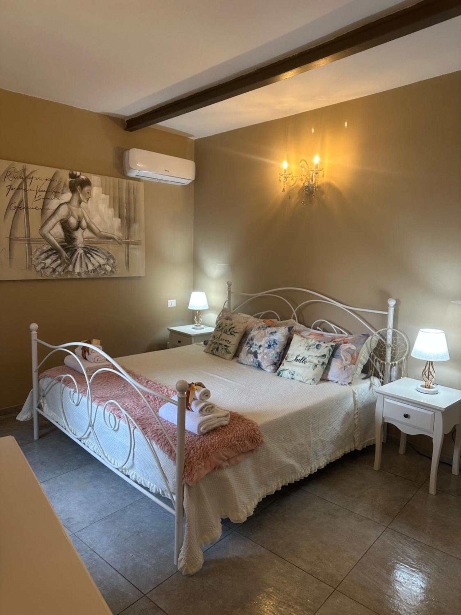 Appartement Lo Scrigno Dei Sogni à San Gimignano Extérieur photo